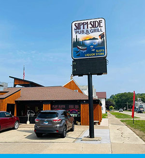 Sippi Side Pub and Grill